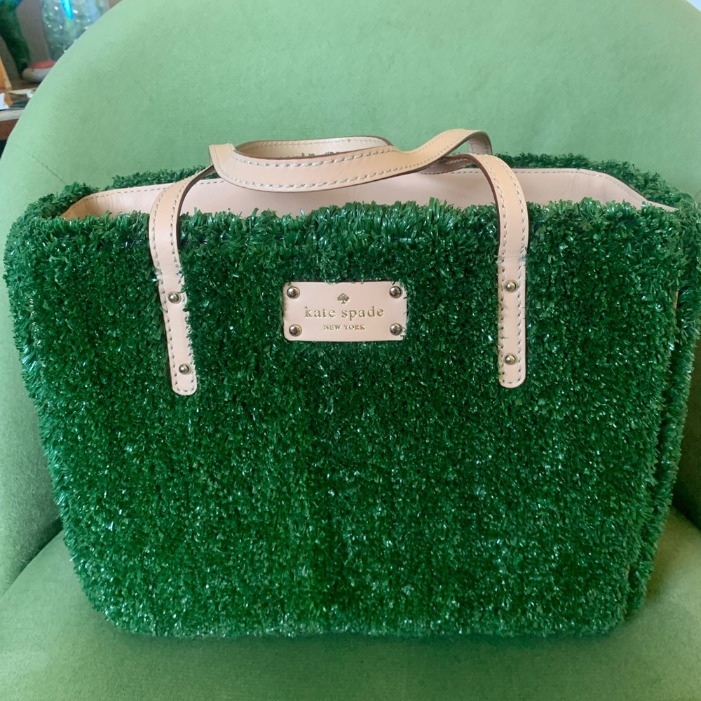 Kate Spade New York Hold Court Quinn Green Leather Turf Grass Tote Purse